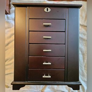 Mele & Co. Jewelry Box